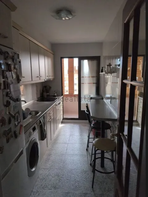 Quarto para alugar, Saragoça (2/6)