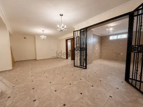 Casa de 387 m² a Torrevella