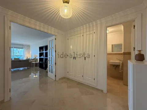 Pis de 192 m² a Estepona
