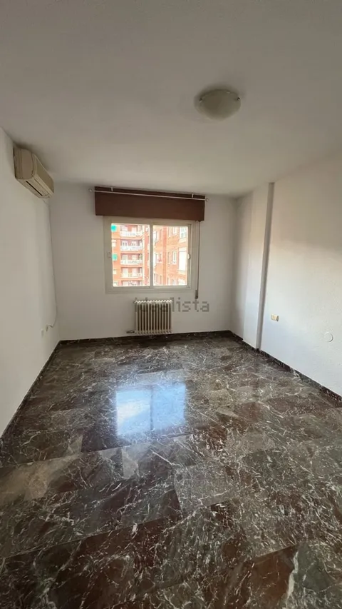 Wohnung 112 m² in Granada
