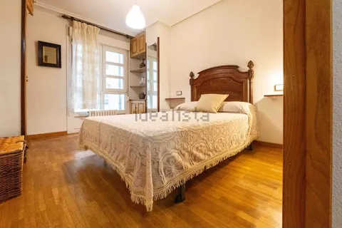 Pis de 43 m² a Gijón (3/39)