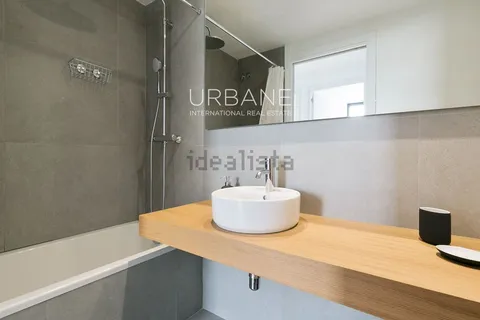 Квартира 100 м² у Барселоні