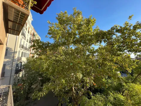 Wohnung 77 m² in Madrid