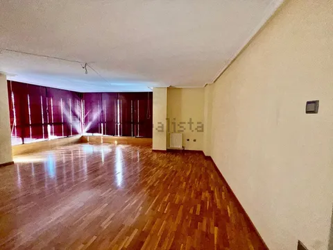 Wohnung 185 m² in La Bañeza