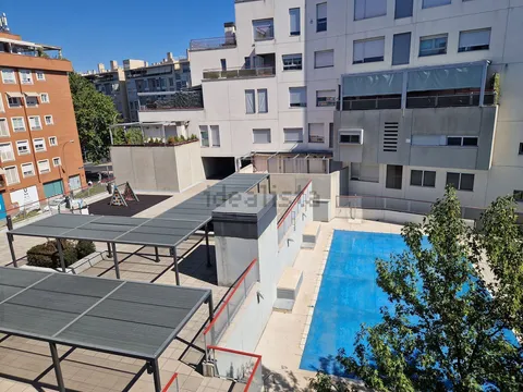 Wohnung 77 m² in Madrid