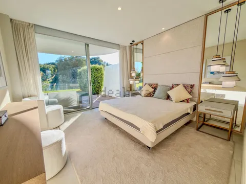 Appartamento 412 m² a Estepona