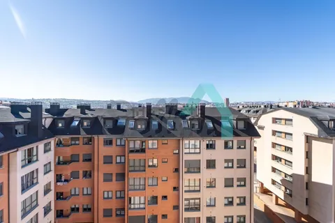 Pis de 69 m² a Oviedo