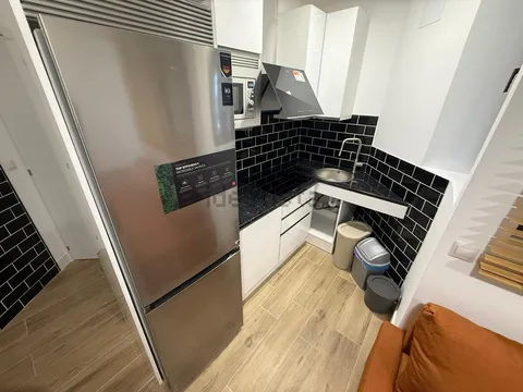 Habitació de lloguer, Madrid (3/8)