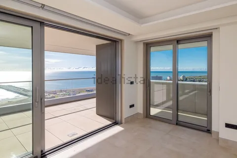 Wohnung 248 m² in Málaga