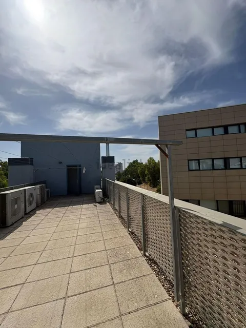 Flat 89 m² in Seville