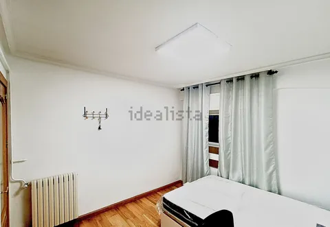 Habitació de lloguer, Lleó