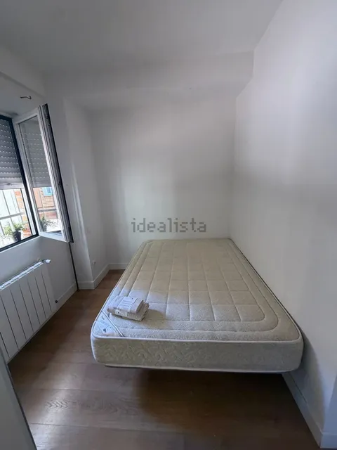 Chambre à louer, Madrid (4/10)