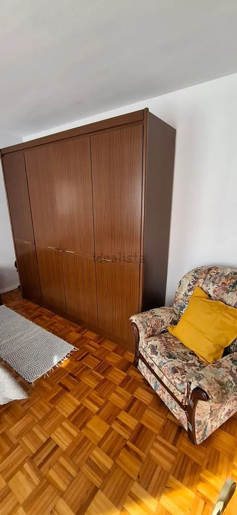Комната в аренду, Луго (2/4)