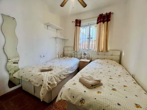 Casa de 85 m² a Oriola