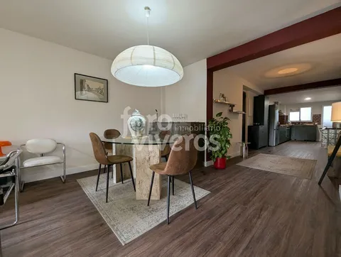 Wohnung 131 m² in Valencia