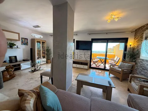 Pis de 250 m² a Estepona