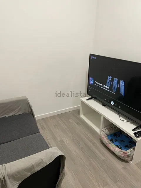 Room for rent, Barcelona (3/11)