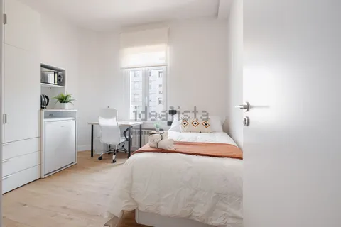 Room for rent, Madrid