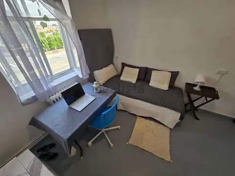 Habitación en alquiler, Toro