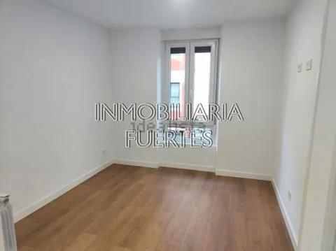 Pis de 80 m² a Lleó