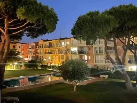 Apartamento 40 m² em Castelló d'Empúries