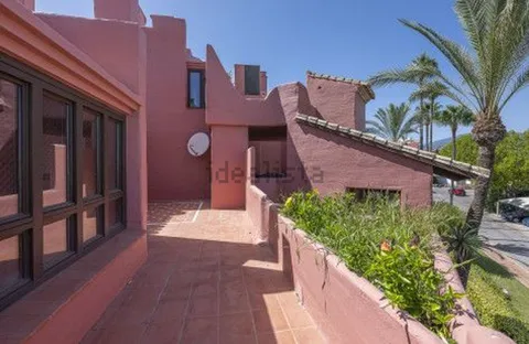 Pis de 278 m² a Estepona