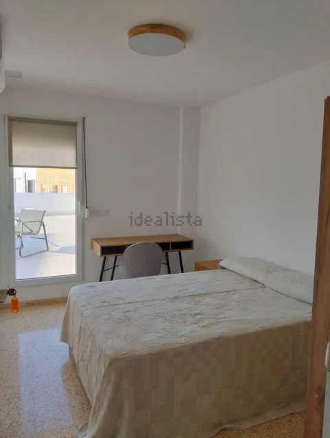 Room for rent, Montcada / Moncada