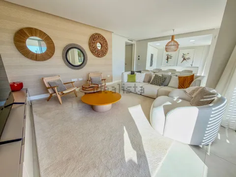 Appartamento 412 m² a Estepona