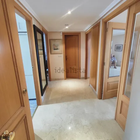 Wohnung 950 m² in Estepona