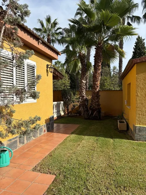 Maison 330 m² à Riba-roja de Túria (2/36)