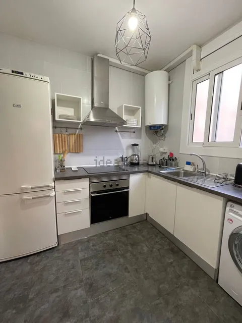 Habitación en alquiler, Barcelona (3/4)