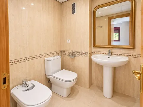 Wohnung 95 m² in Valencia