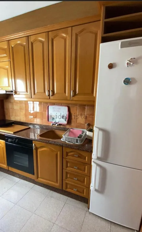 Piso de 90 m² en Yecla