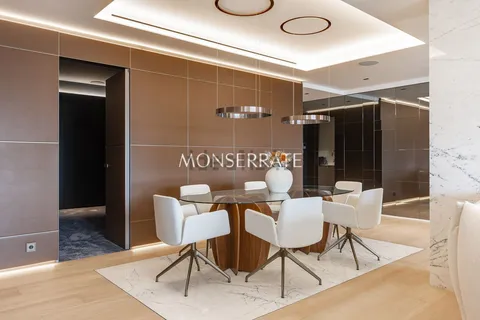 Wohnung 246 m² in Valencia