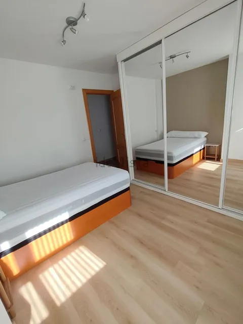 Chambre à louer, León