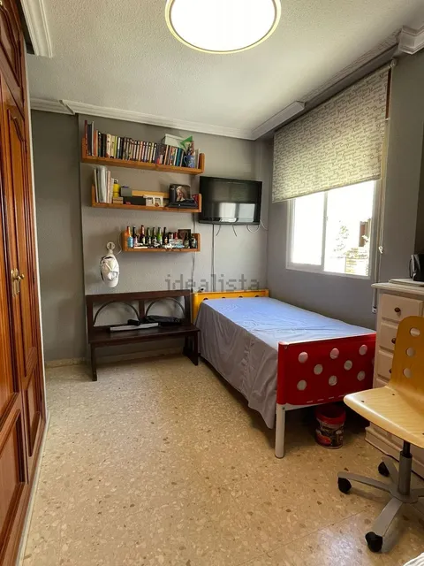 Pis de 95 m² a Còrdova