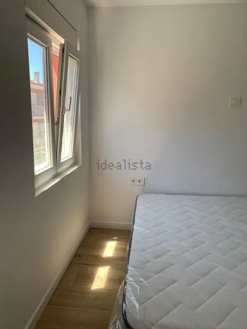Habitació de lloguer, Madrid (3/11)