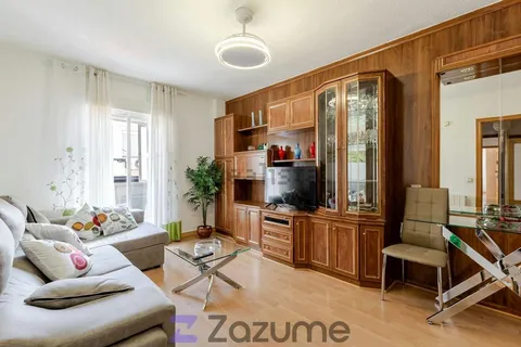 Piso de 85 m² en Madrid (2/25)