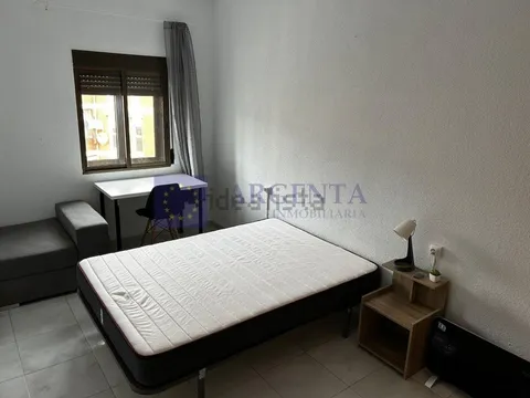 Pis de 70 m² a Cáceres (2/14)