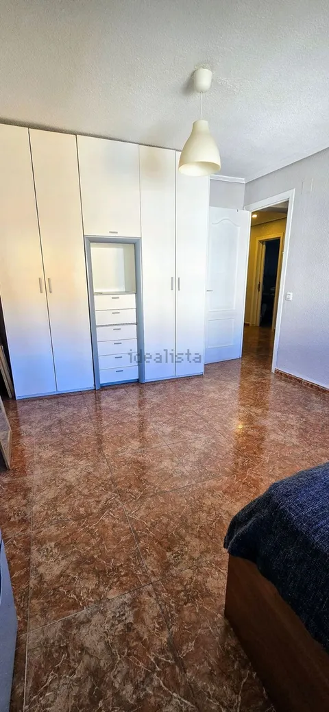 Pis de 70 m² a Còrdova