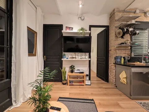 Flat 60 m² in Barcelona (2/11)