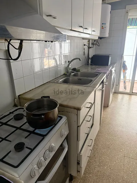 Room for rent, Barcelona (2/5)