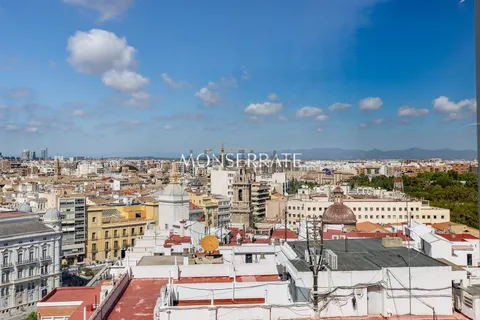 Wohnung 246 m² in Valencia