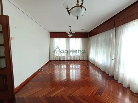 Piso de 90 m² en Ferrol