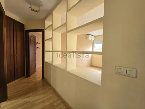 Pis de 77 m² a València