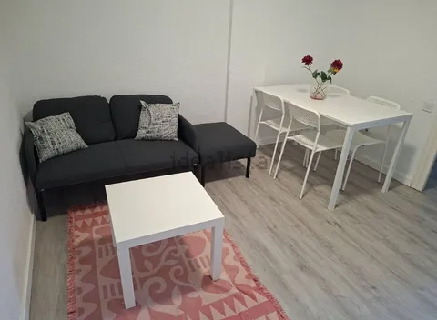 Stanza in affitto, l'Hospitalet de Llobregat (3/4)