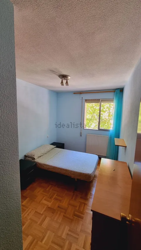Habitació de lloguer, Madrid (2/12)