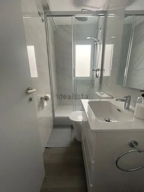 Chambre à louer, Valence