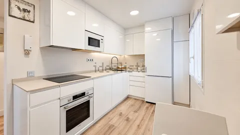 Flat 110 m² in Barcelona (3/8)