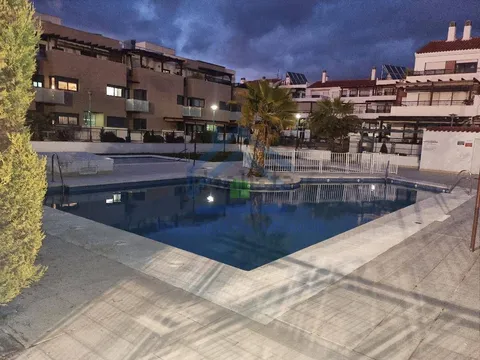 Piso de 80 m² en Albolote